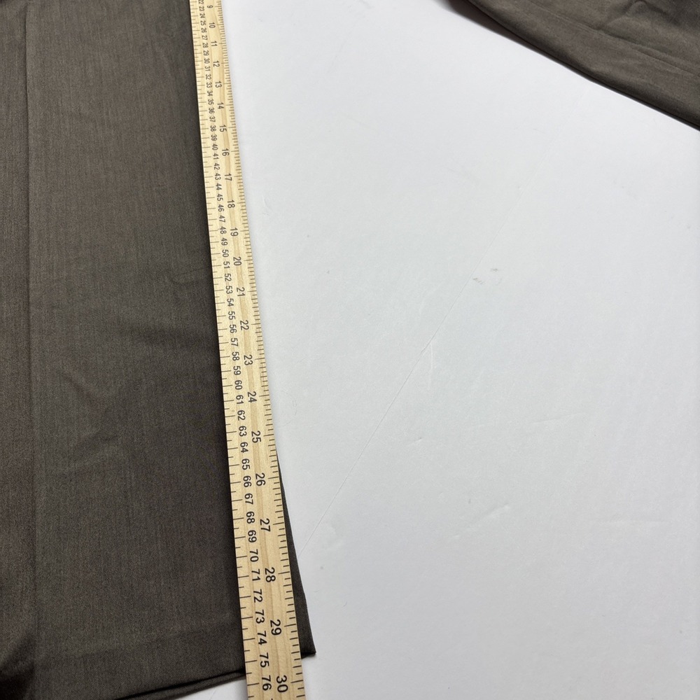 NWT Haggar Premium Comfort Classic Fit Dress Pants Mens 42X30 Brown‎ - Picture 9 of 10
